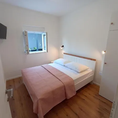 Simi Apartment *