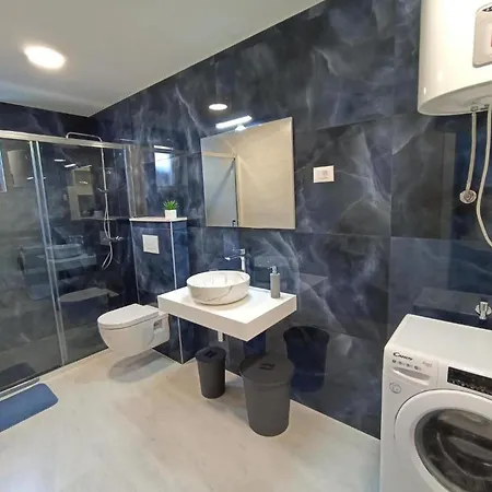 Apartment Simi Supetar